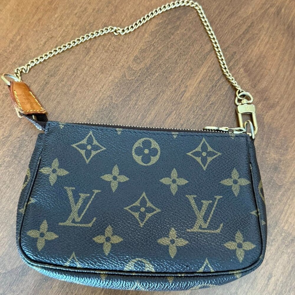 Mini Pochette Accessories